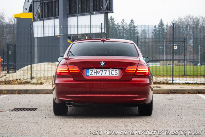 BMW 3 Coupé  320d xDrive / AJ N 2012