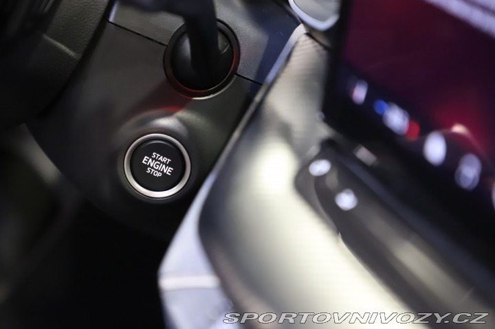 Škoda Octavia RS 2.0TSI 195kW DSG 24tkm 2025