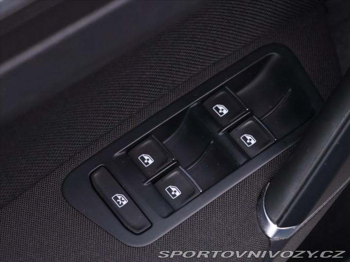 Volkswagen Golf 2,0 TDI 135kW DSG Serv.kn 2016