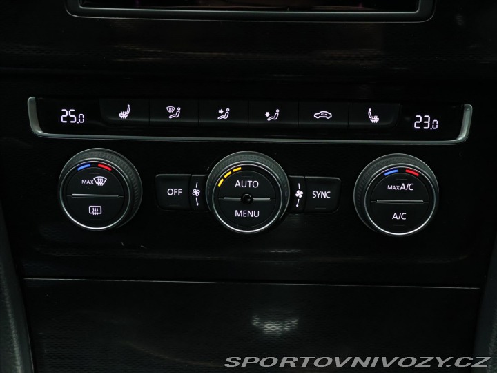 Volkswagen Golf 2,0 TDI 135kW DSG Serv.kn 2016