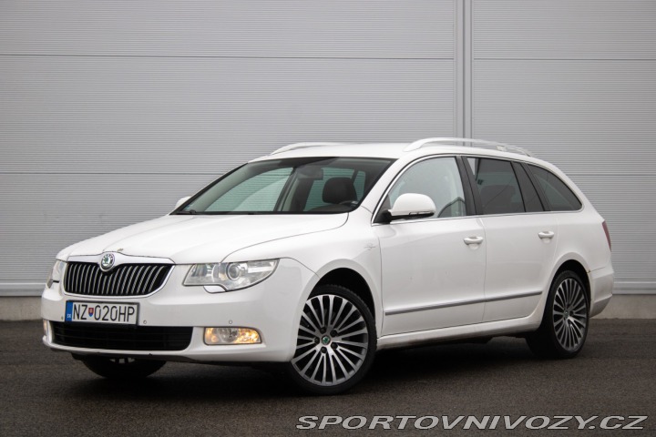 Škoda Superb Combi 3.6 FSI V6 4x4 Lau 2011