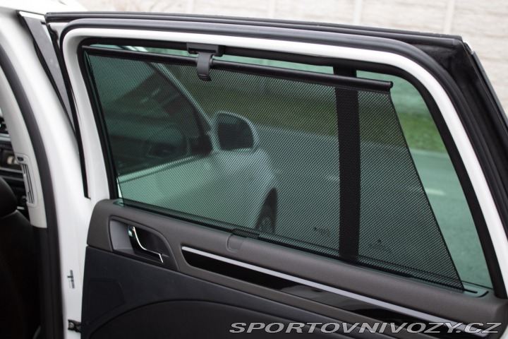 Škoda Superb Combi 3.6 FSI V6 4x4 Lau 2011