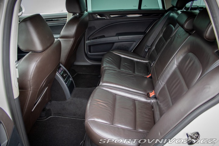 Škoda Superb Combi  3.6 FSI V6 4x4 Lau 2011