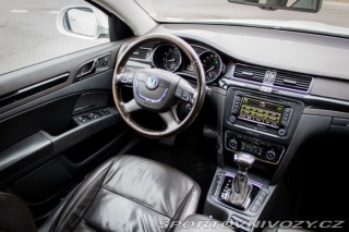 Škoda Superb Combi 3.6 FSI V6 4x4 Lau 2011