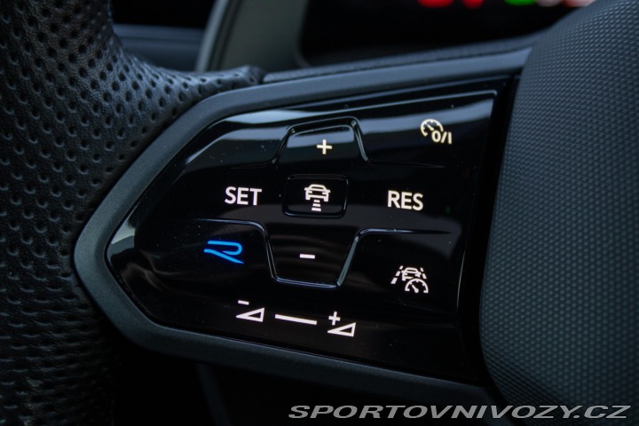 Volkswagen Golf 2.0 TSI 320k R PERFORMAN 2026