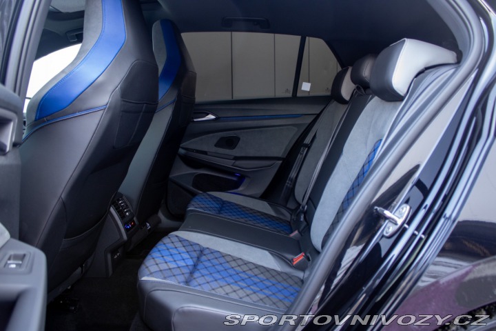 Volkswagen Golf 2.0 TSI 320k R PERFORMAN 2026