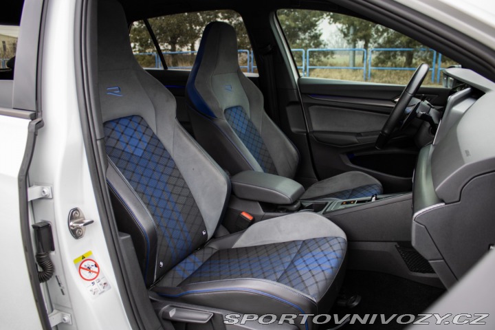 Volkswagen Golf R 2.0 TSI 4MOTION DSG // 2021