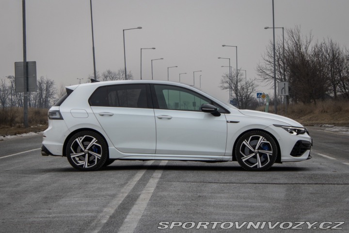 Volkswagen Golf R 2.0 TSI 4MOTION DSG // 2021