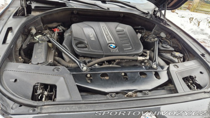 BMW 5 530d xDrive Gran Turismo 2016