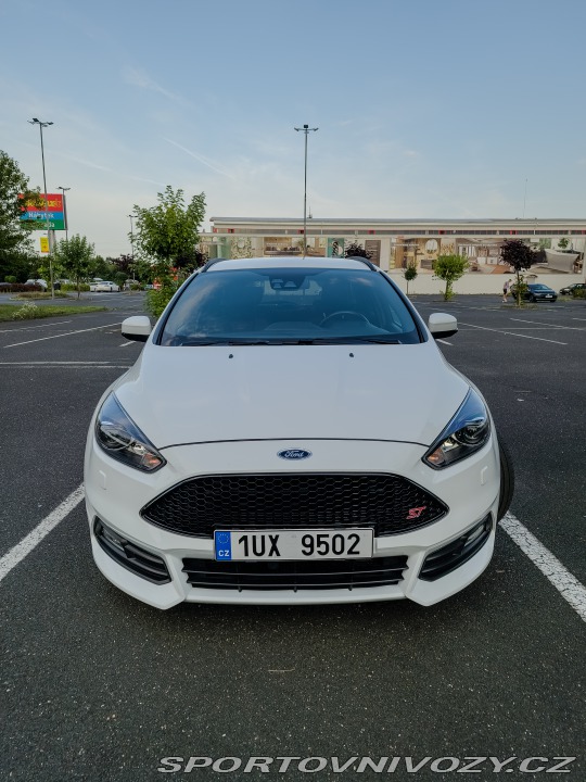 Ford Focus ST  2016