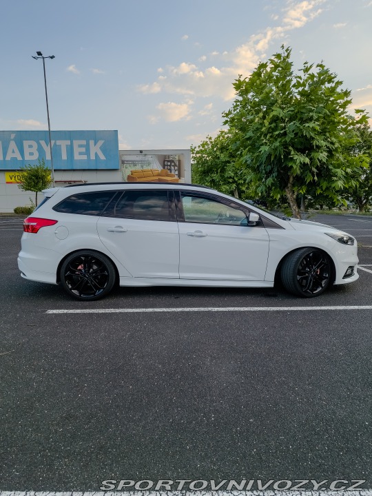 Ford Focus ST  2016