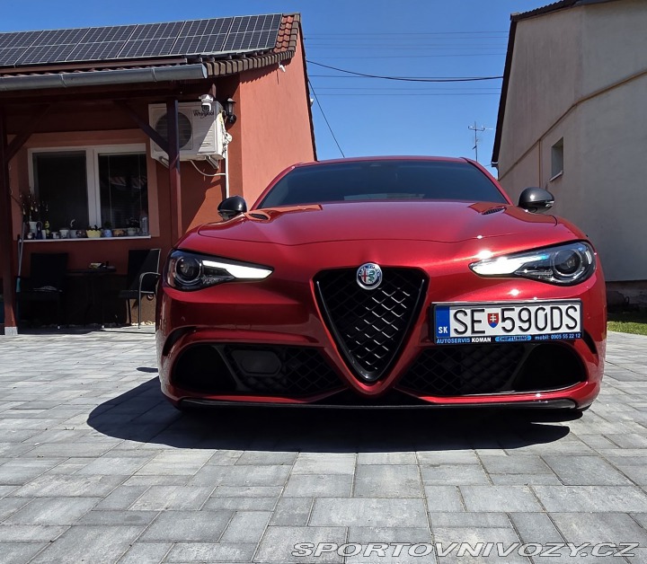 Alfa Romeo Giulia  2021