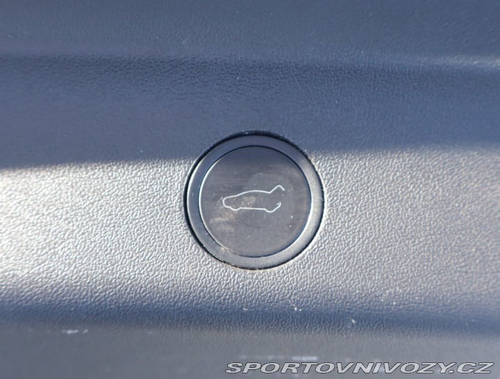 Tesla Model Y Long Range AWD 79kWh 2023