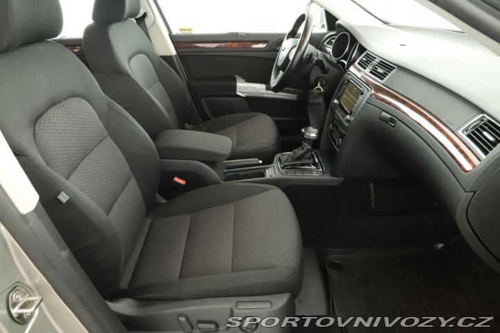 Škoda Superb 3.6 FSI V6 2009