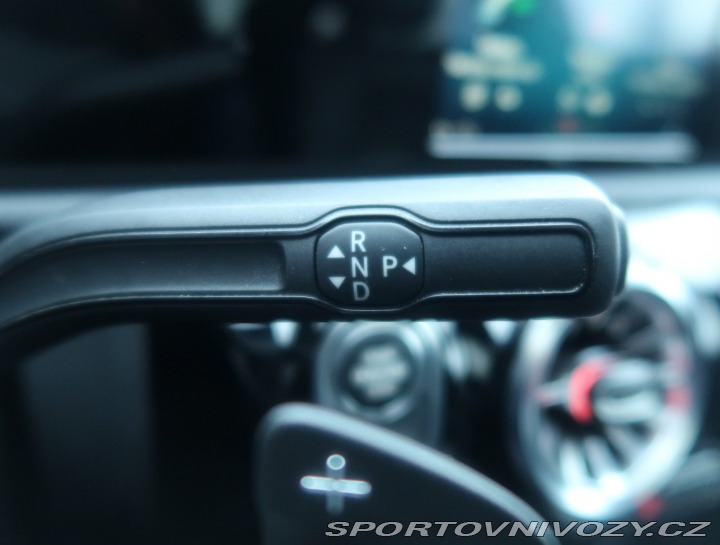 Mercedes-Benz CLA 250 e 2021