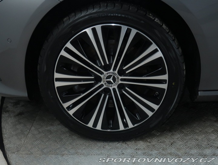 Mercedes-Benz CLA 250 e 2021