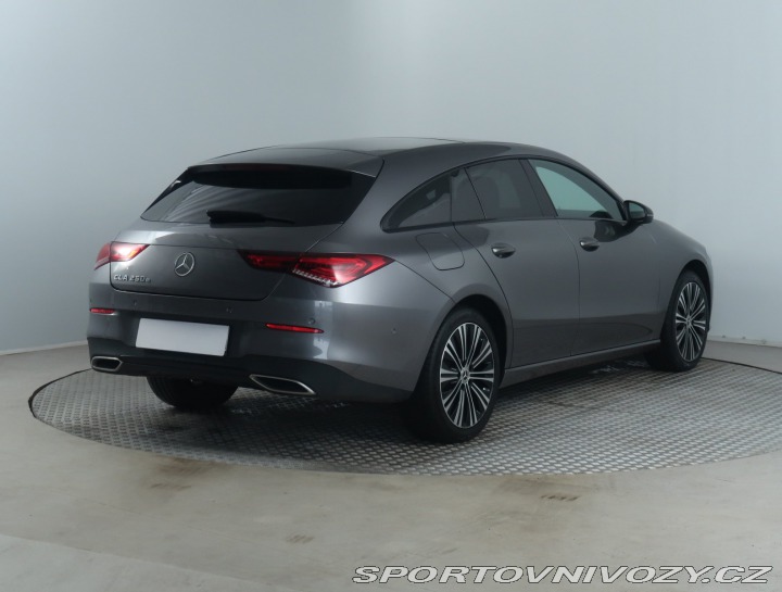 Mercedes-Benz CLA 250 e 2021