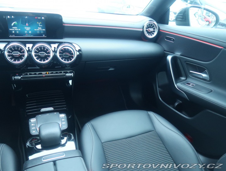 Mercedes-Benz CLA 250 e 2021