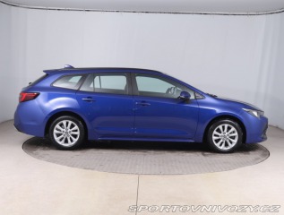 Toyota Corolla 2.0 Hybrid 2024