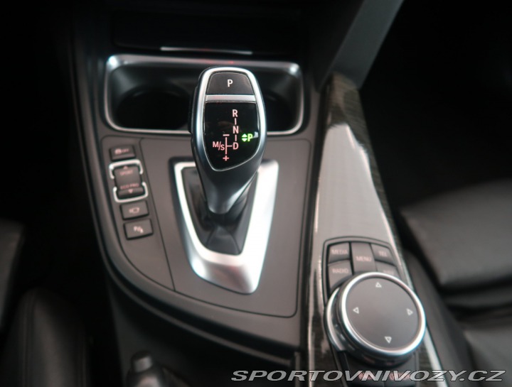 BMW 3 GT  330d xDrive GT 2015