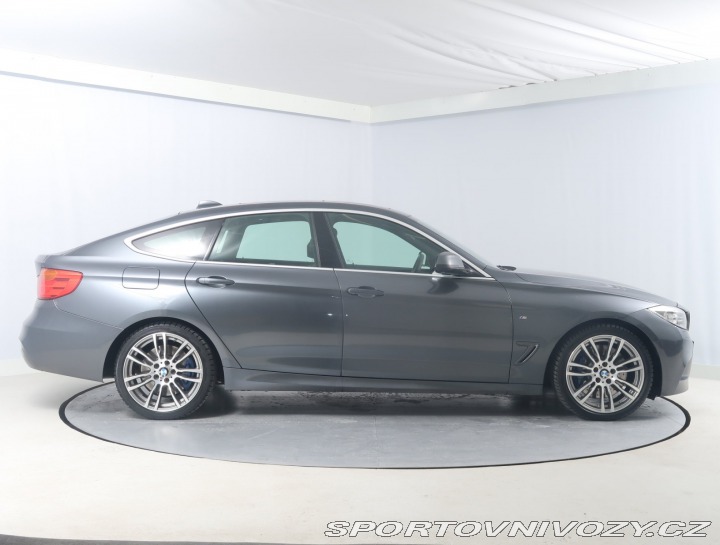 BMW 3 GT M Sport 330d xDrive GT 2015