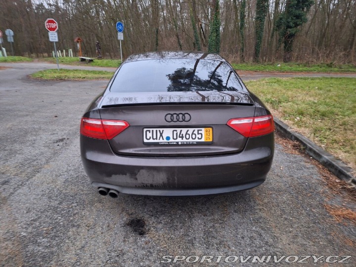 Audi Ostatní modely Q5 2,0   2 l benzin 2011