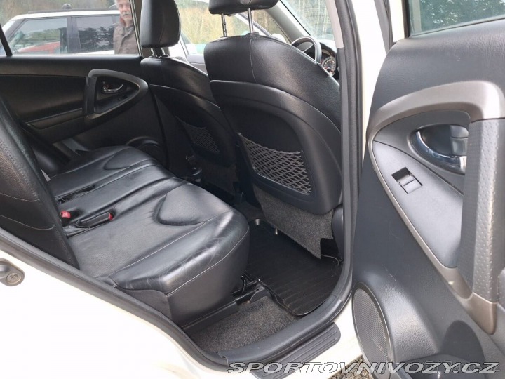 Toyota Ostatní modely RAV4 4 2010