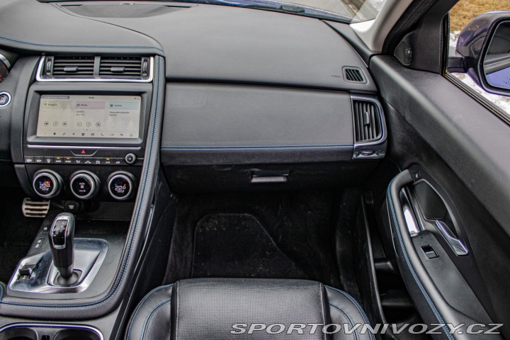 Jaguar E-Pace 2.0 R-Dynamic SE AWD A9 2019