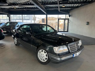 Mercedes-Benz Ostatní modely 124 E320 kabriolet 1995