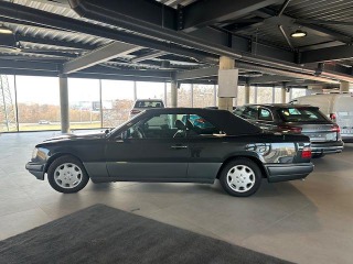 Mercedes-Benz Ostatní modely 124 E320 kabriolet 1995