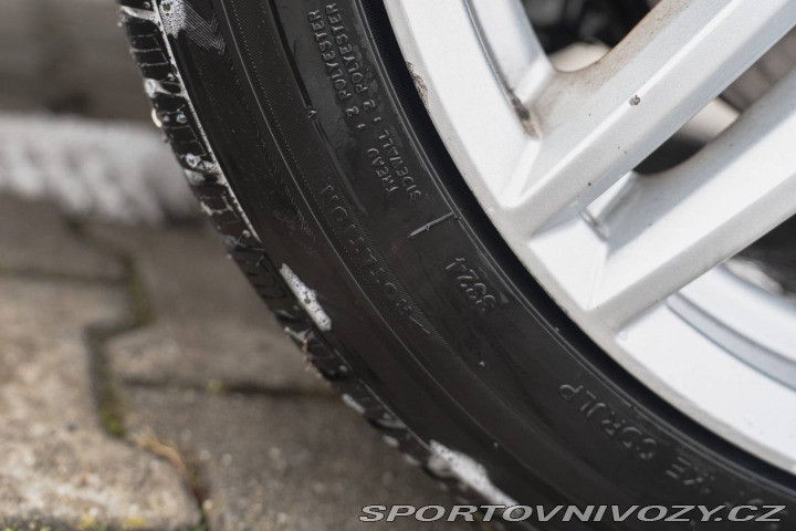 Volkswagen Ostatní modely Passat Variant Variant 2.0 BiTDI 4Motio 2015