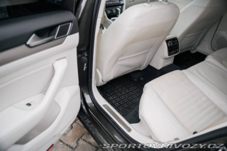 Volkswagen Ostatní modely Passat Variant Variant 2.0 BiTDI 4Motio 2015