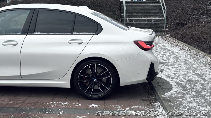 BMW 3 M340i xDrive sedan 2025
