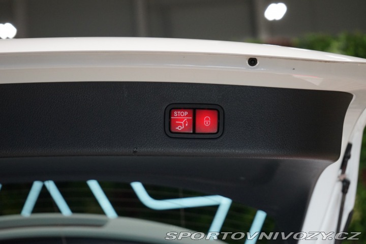 Mercedes-Benz Ostatní modely GLC 200*4M*AMG*360*DISTRONIC* 2023