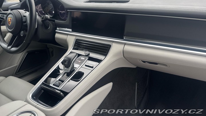 Porsche Panamera Turbo S 2021