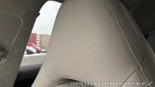 Porsche Panamera Turbo 2021