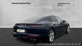 Porsche Panamera Turbo 2021