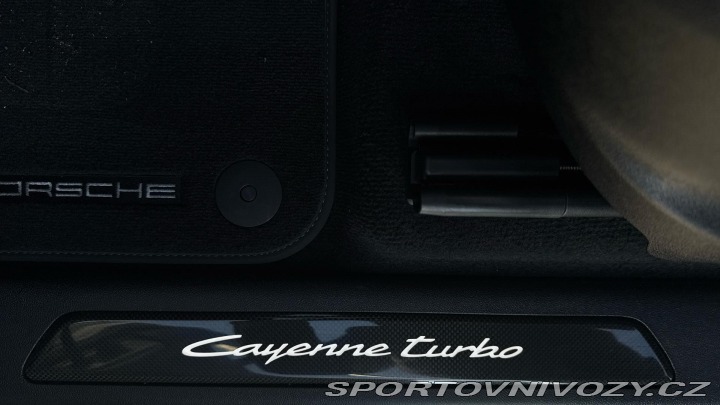 Porsche Cayenne Turbo E-Hybrid 2023