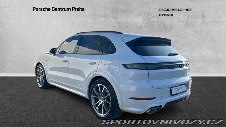 Porsche Cayenne Turbo E-Hybrid 2023