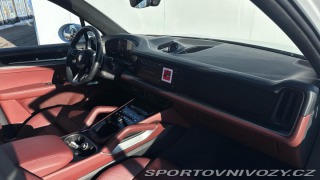 Porsche Cayenne Turbo E-Hybrid 2023