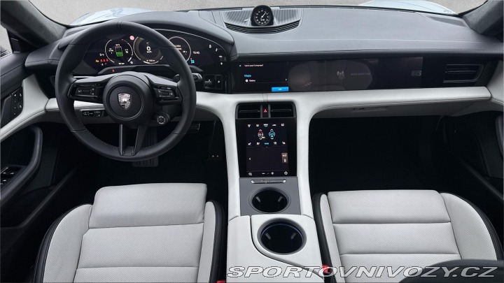 Porsche Taycan Turbo Cross Turismo 2025