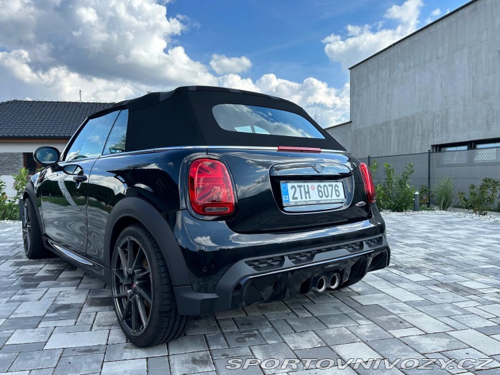 Mini Cooper John Cooper Works 2022