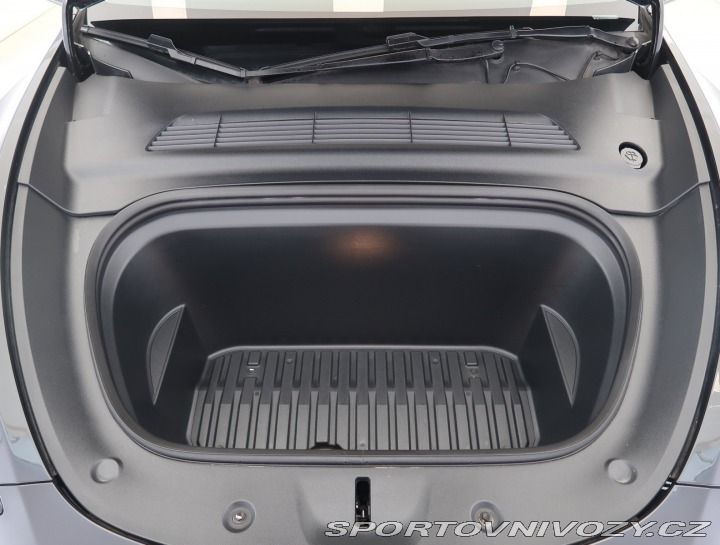 Tesla Model Y Long Range AWD 79kWh 2023