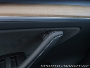 Tesla Model Y Long Range AWD 79kWh 2023