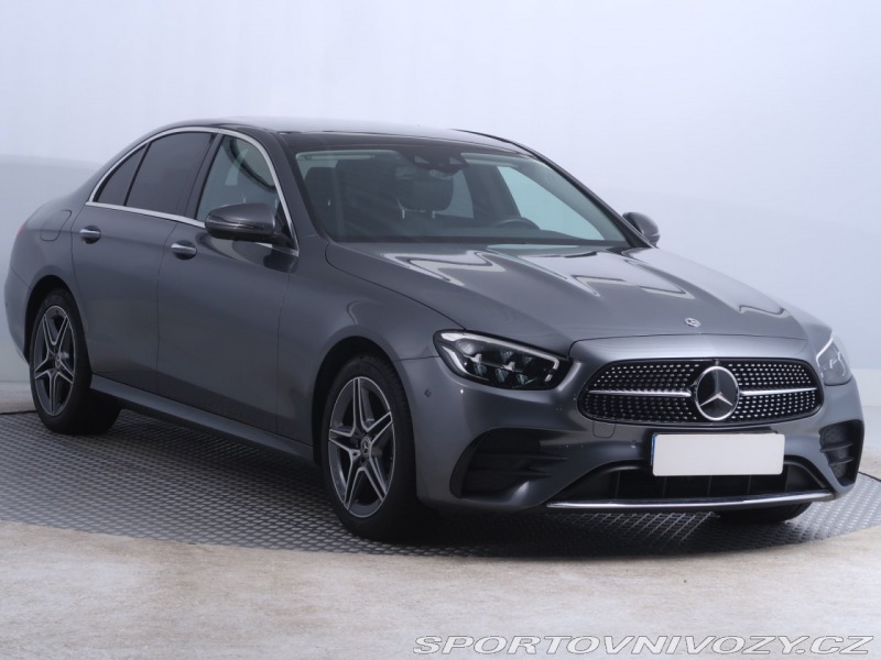 Mercedes-Benz E AMG Paket E 220 d 4MATIC
