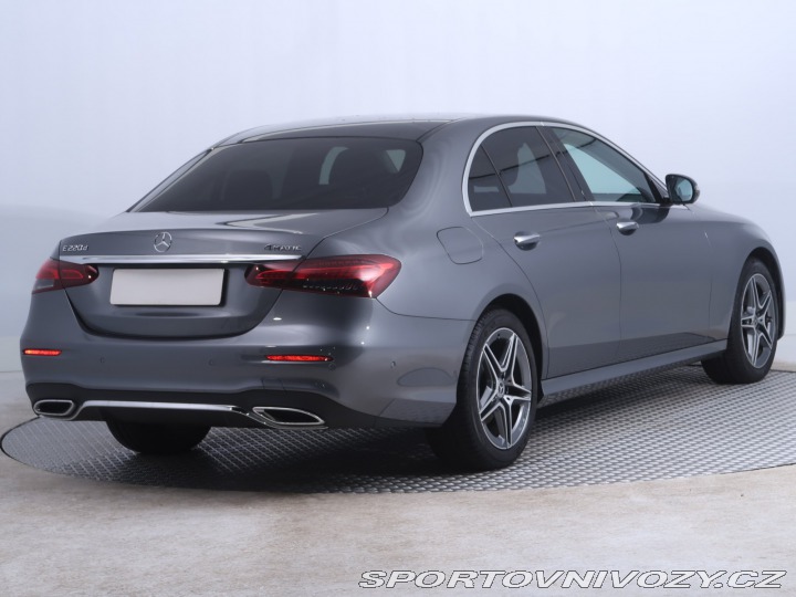 Mercedes-Benz E AMG Paket E 220 d 4MATIC 2023