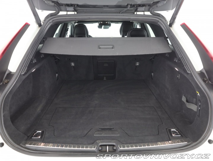 Volvo V90 D5 AWD 2017