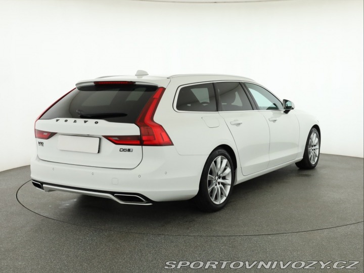 Volvo V90 D5 AWD 2017