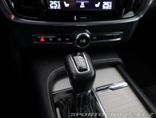 Volvo V90 D5 AWD 2017
