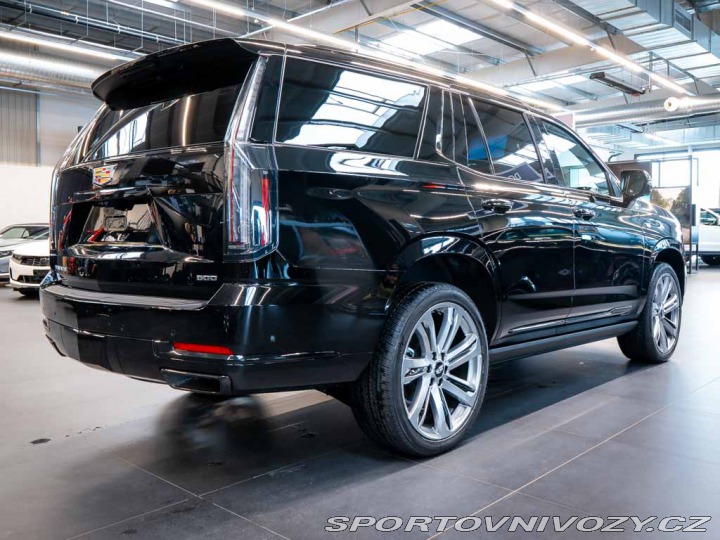 Ostatní značky Ostatní modely Cadillac Escalade 6.2 V8 Sport Platinum 202 2026